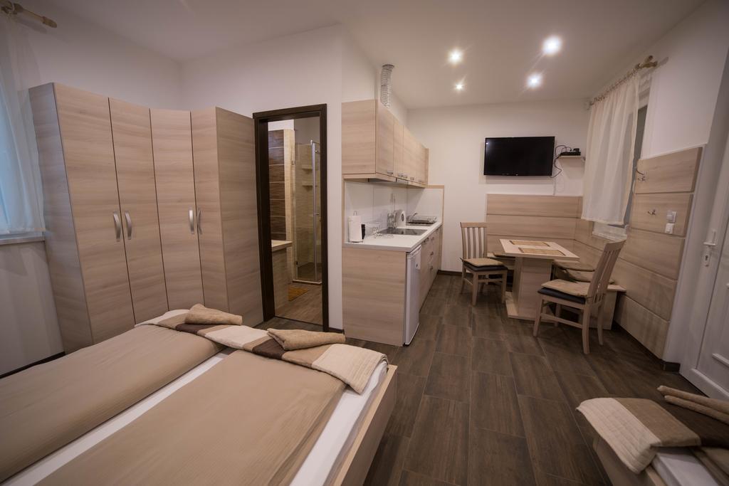 Relax Apartmanház Mórahalom Exterior foto